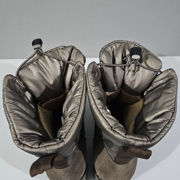 NEW Blondo Daylor Ankle Boot Sz 9.5 Taupe Nylon Suede Waterproof Lug Sole Puffy - Picture 9 of 15